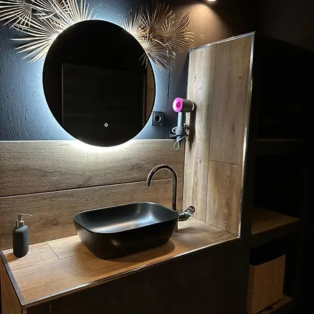 Mirage47spa - Private With Jacuzzi & Sauna In * 마르베야