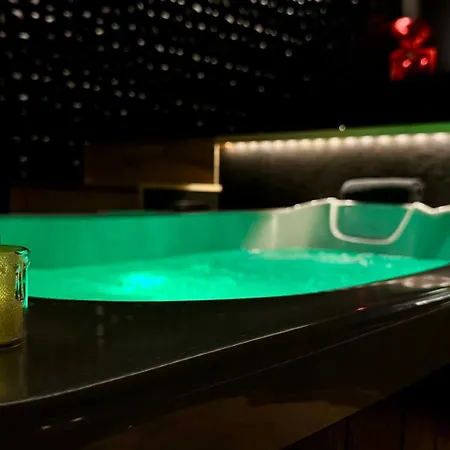 Mirage47spa - Private With Jacuzzi & Sauna In 마르베야