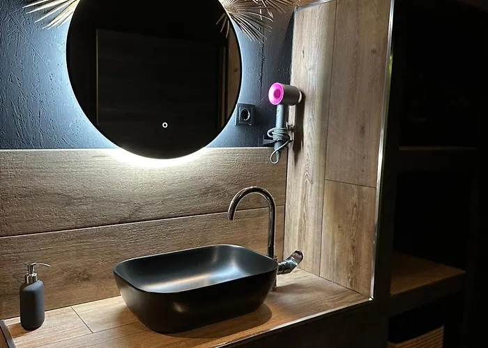 Mirage47spa - Private With Jacuzzi & Sauna In * 마르베야