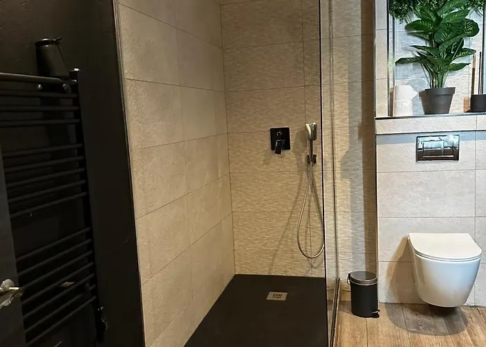 Mirage47spa - Private With Jacuzzi & Sauna In 아파트